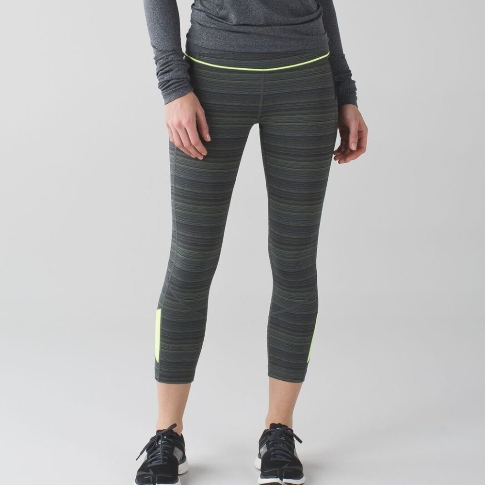 Lululemon Pace Rival Crop 22" Space Dye Green Size 4